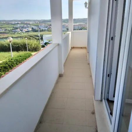 Apartment A - 1er Etage Lourinhã