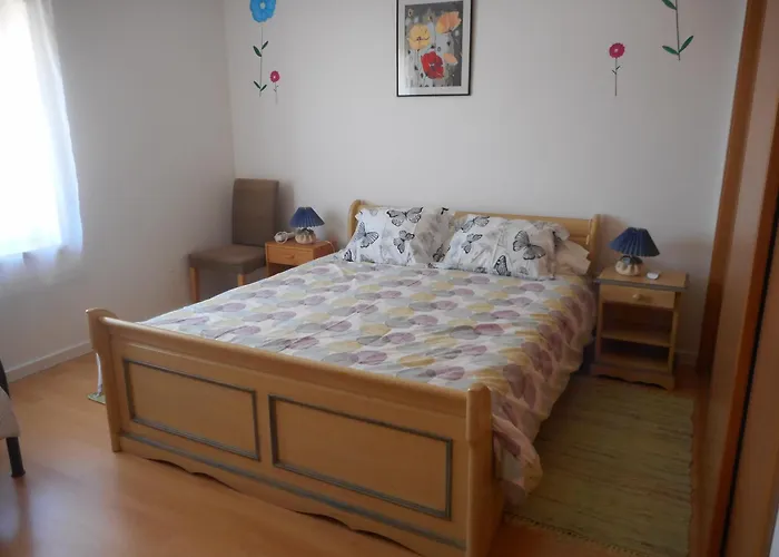 아파트 A - 1er Etage *